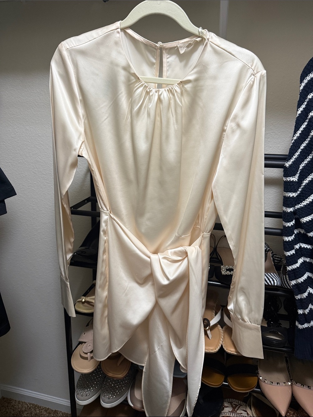 Satin Tie-Waist Long Sleeve dress in Cream